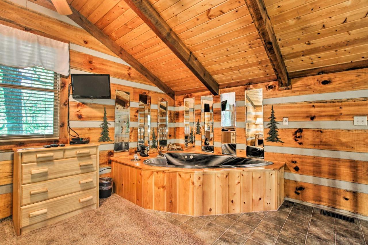 Secluded Forest Cabin, 4 Mi To Downtown Gatlinburg Exteriér fotografie